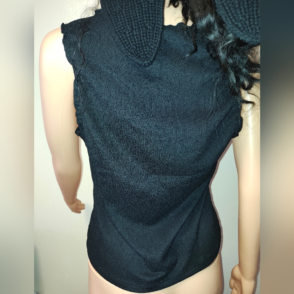 H&M Black Textured Tank Top - Picture 2 of 4